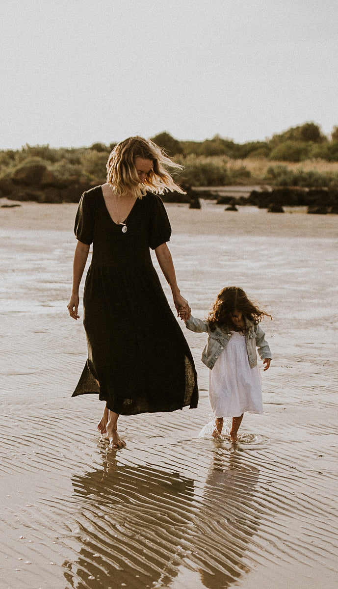 Nursing friendly deals midi dress